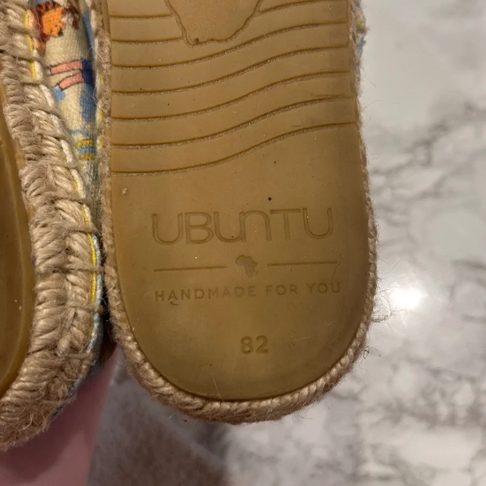 Disney Ubuntu Winnie the Pooh Espadrilles Slip On Shoes 6.5W